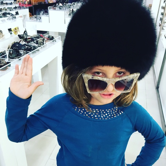 Meet your Posher, Mark & Adri - Picture 5 of 7